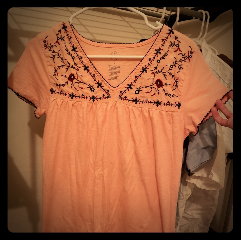 Short sleeved hippie top